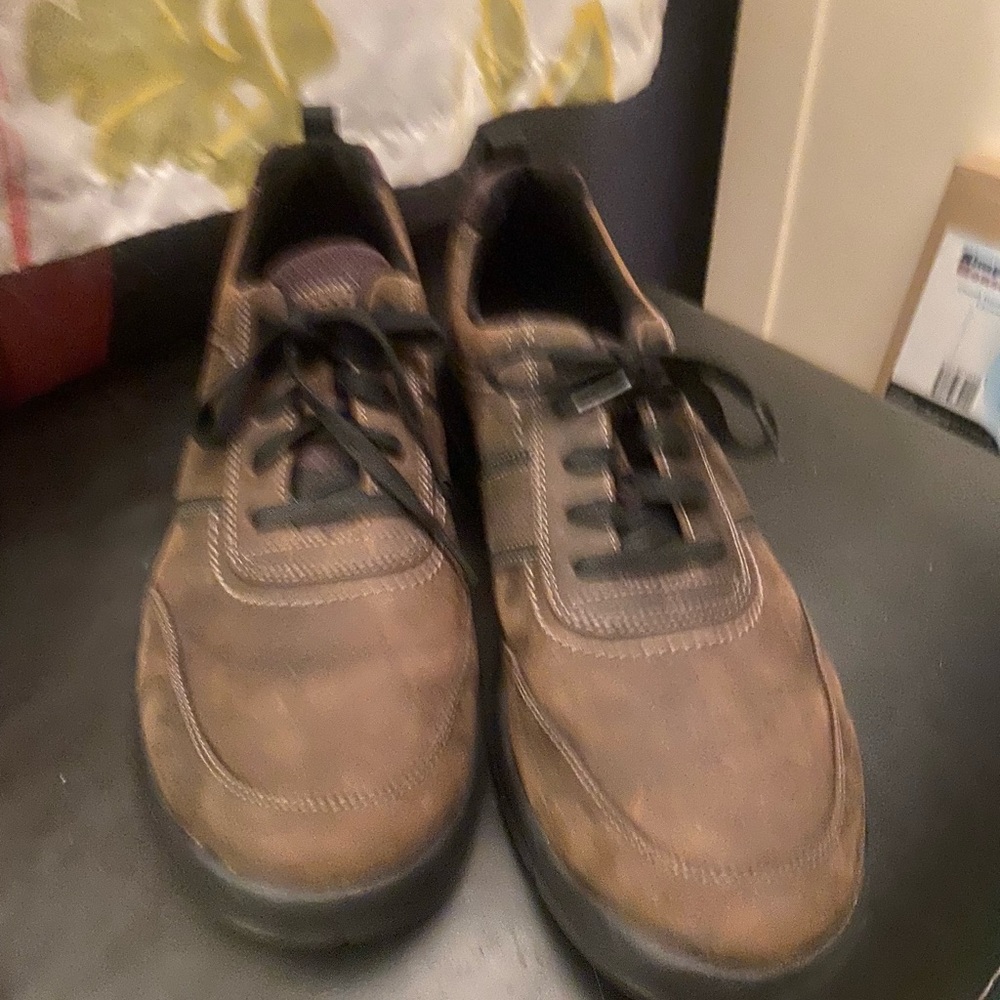 Rockport shoes memory foam water size 13 very nice with that rockport